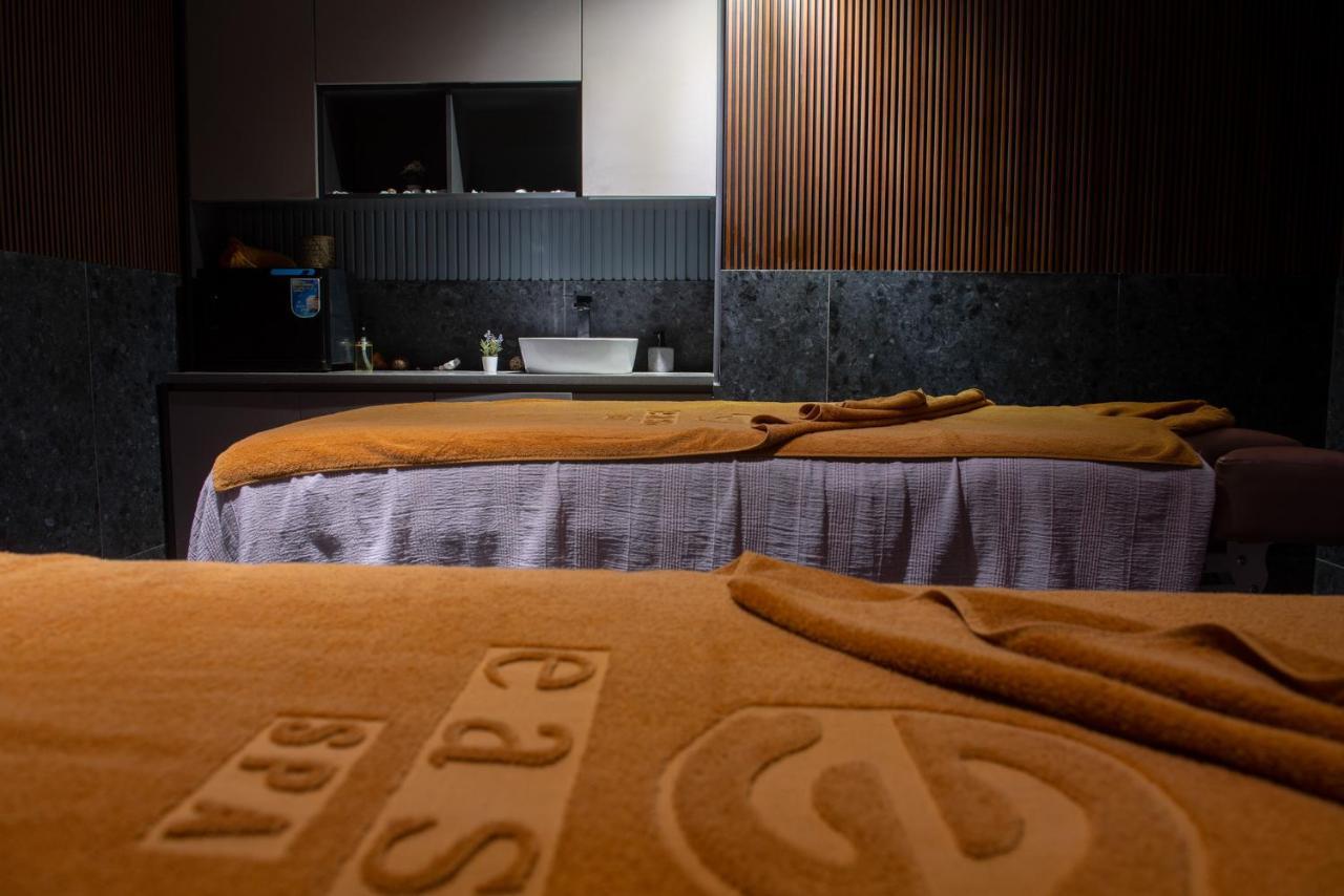 Grands Suites Hotel Residences And Spa グジラ エクステリア 写真