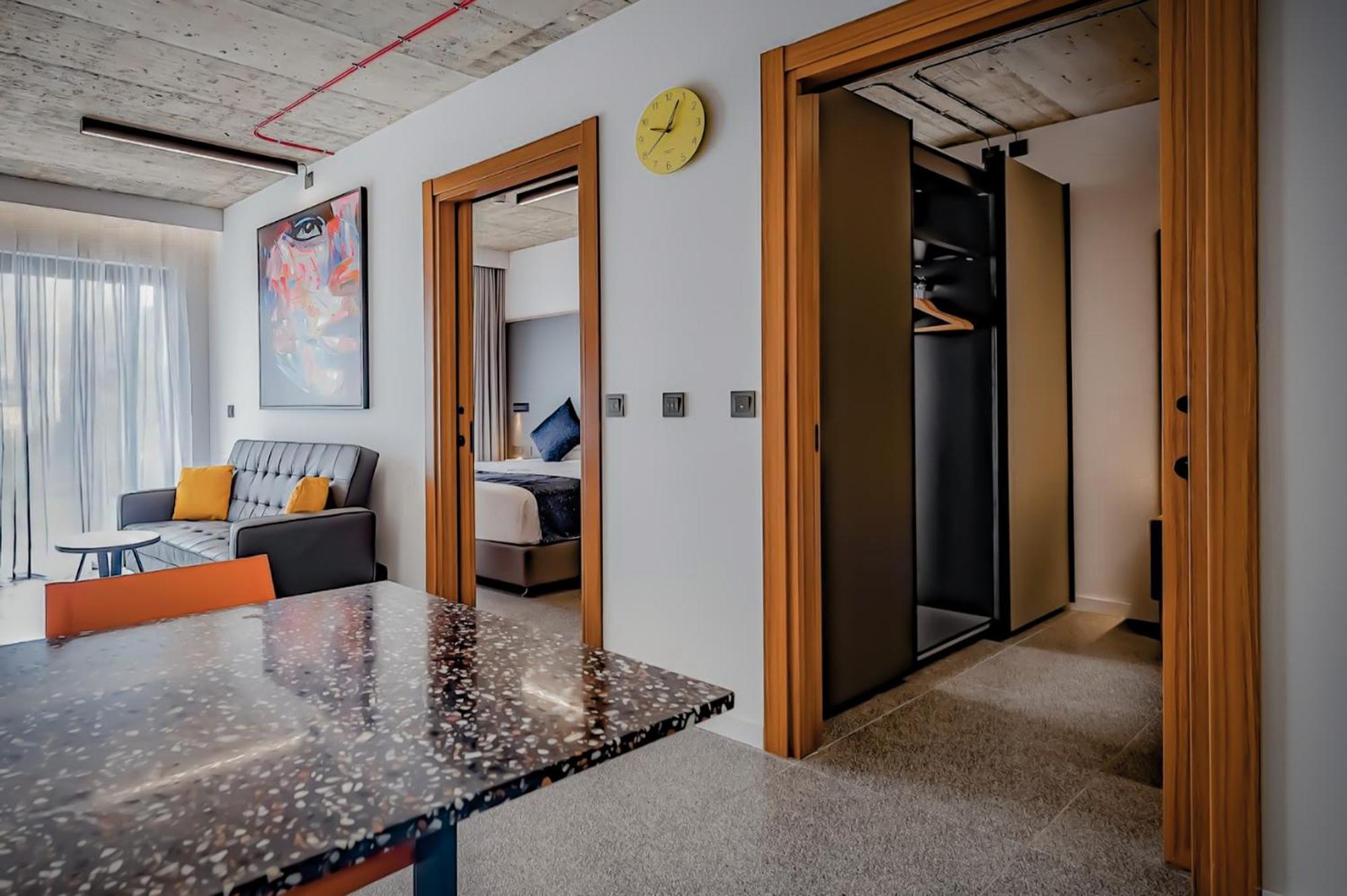 Grands Suites Hotel Residences And Spa グジラ エクステリア 写真