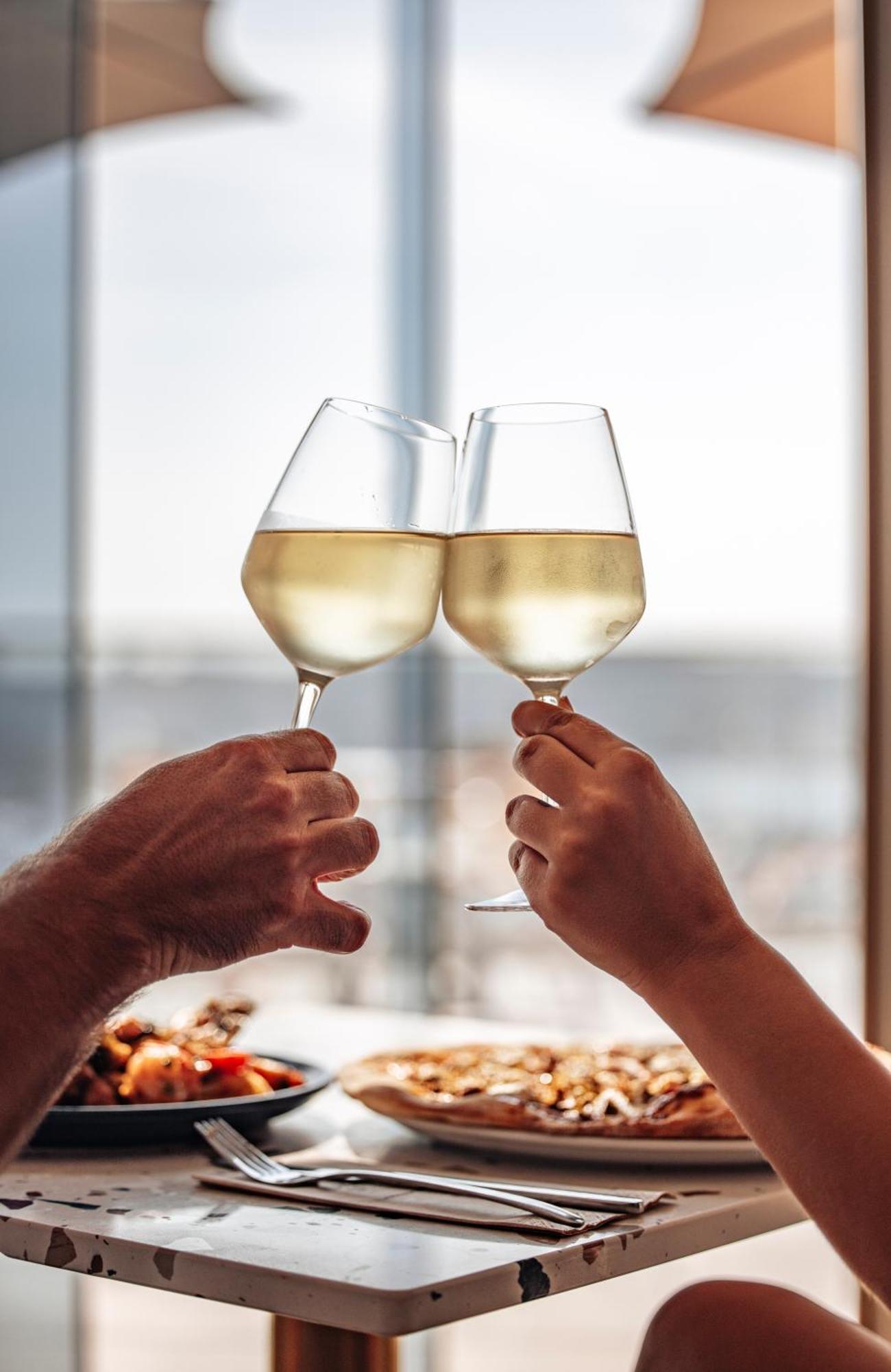 Grands Suites Hotel Residences And Spa グジラ エクステリア 写真