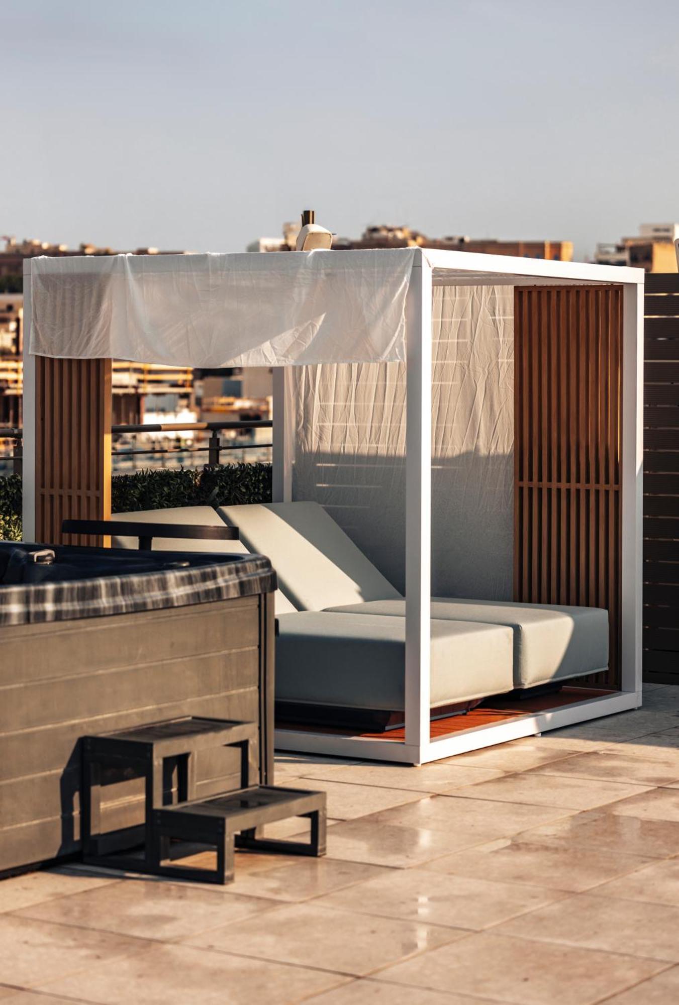 Grands Suites Hotel Residences And Spa グジラ エクステリア 写真
